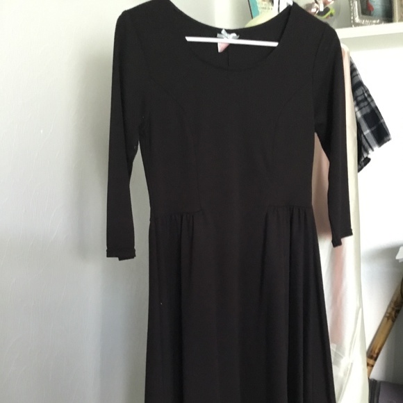 Black dress - Picture 1 of 1